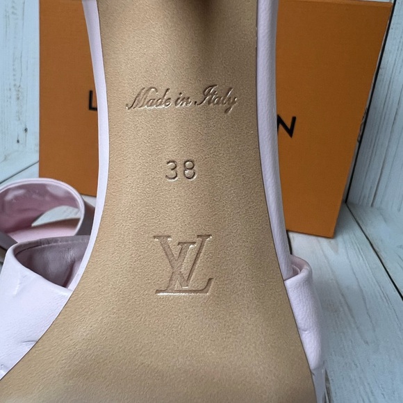Louis Vuitton Lambskin Embossed Monogram Revival Sandals Pink Sz 38 / 8 - Picture 15 of 16